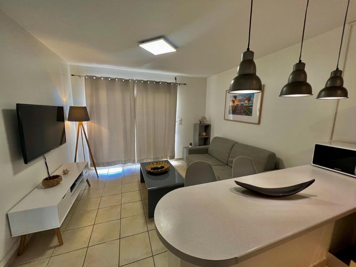 Appartement Au Bord De Mer لو مول المظهر الخارجي الصورة